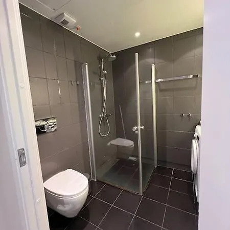 Seaview 4 Beds Central Stylish Sorenga Apartment